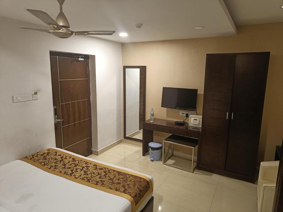 The Kings Park Residency Hotel Chennai Exterior foto
