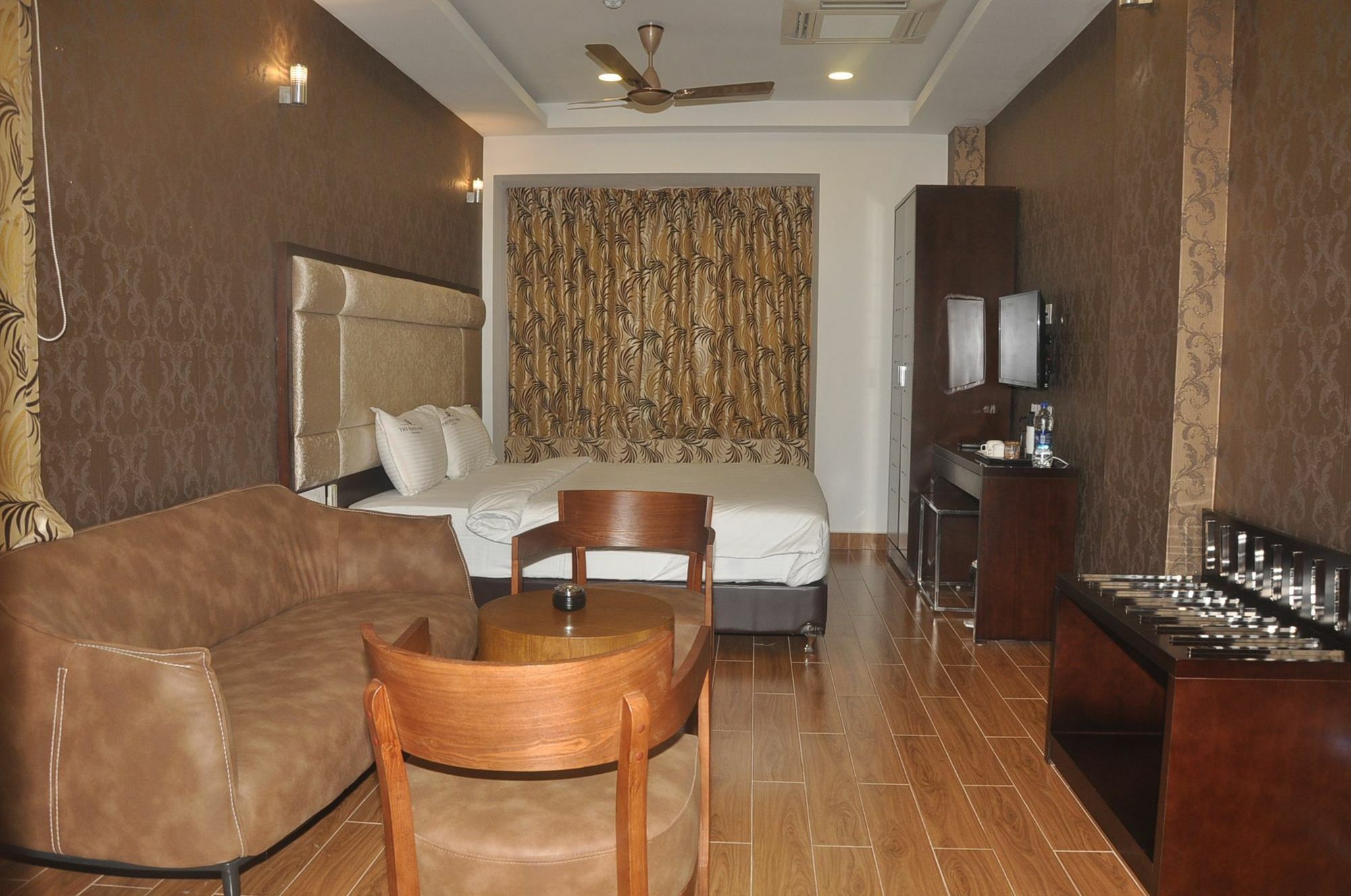 The Kings Park Residency Hotel Chennai Exterior foto